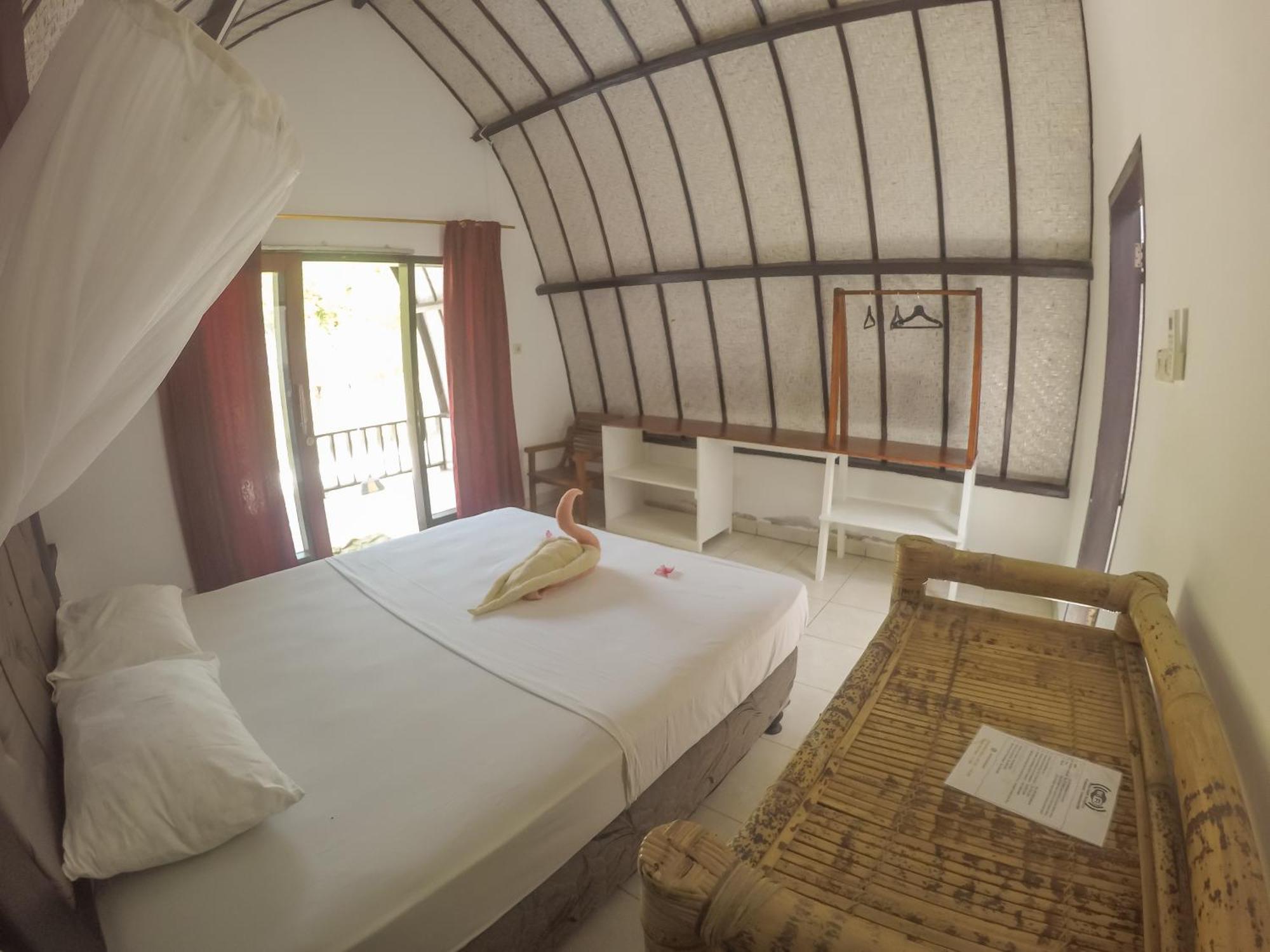 גילי אייר Nusa Indah Bungalows חדר תמונה